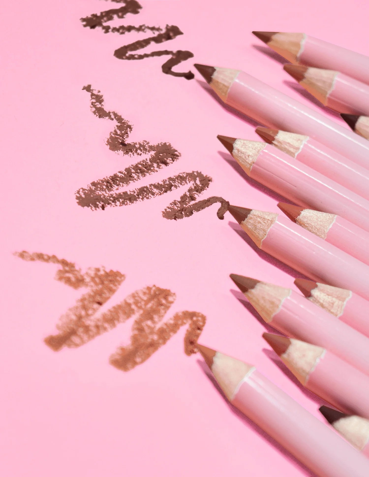 Ultimate Definition Sharpenable Lip Liner - Image 2